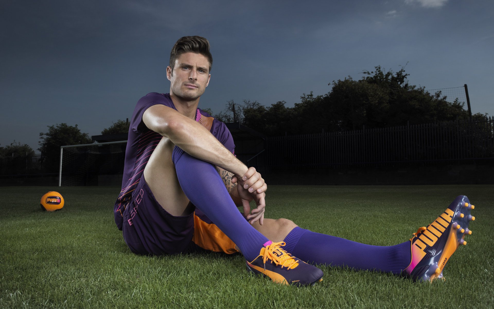 九游赛事-竞技场内外，乔治发威主导快船逆转，太阳夜败，乔治快船打什么位置